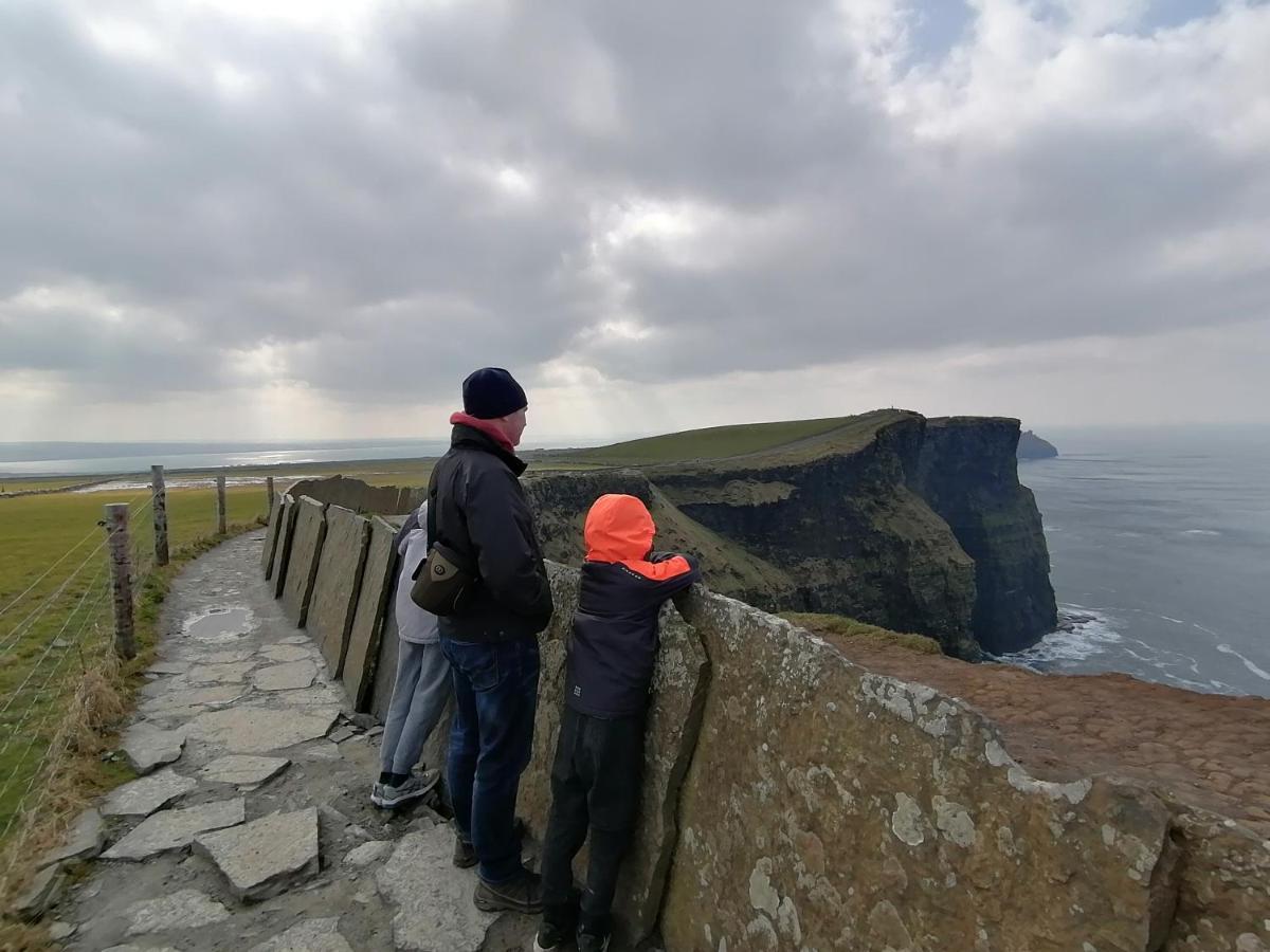 Aran View Country House And Lodge Doolin Eksteriør bilde